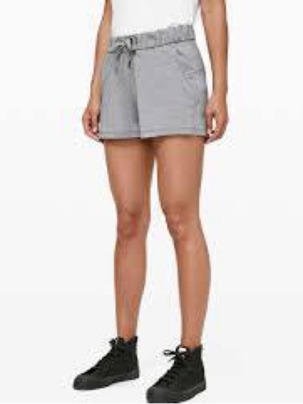 Lululemon On The Fly shorts SEE DESCRIPTION